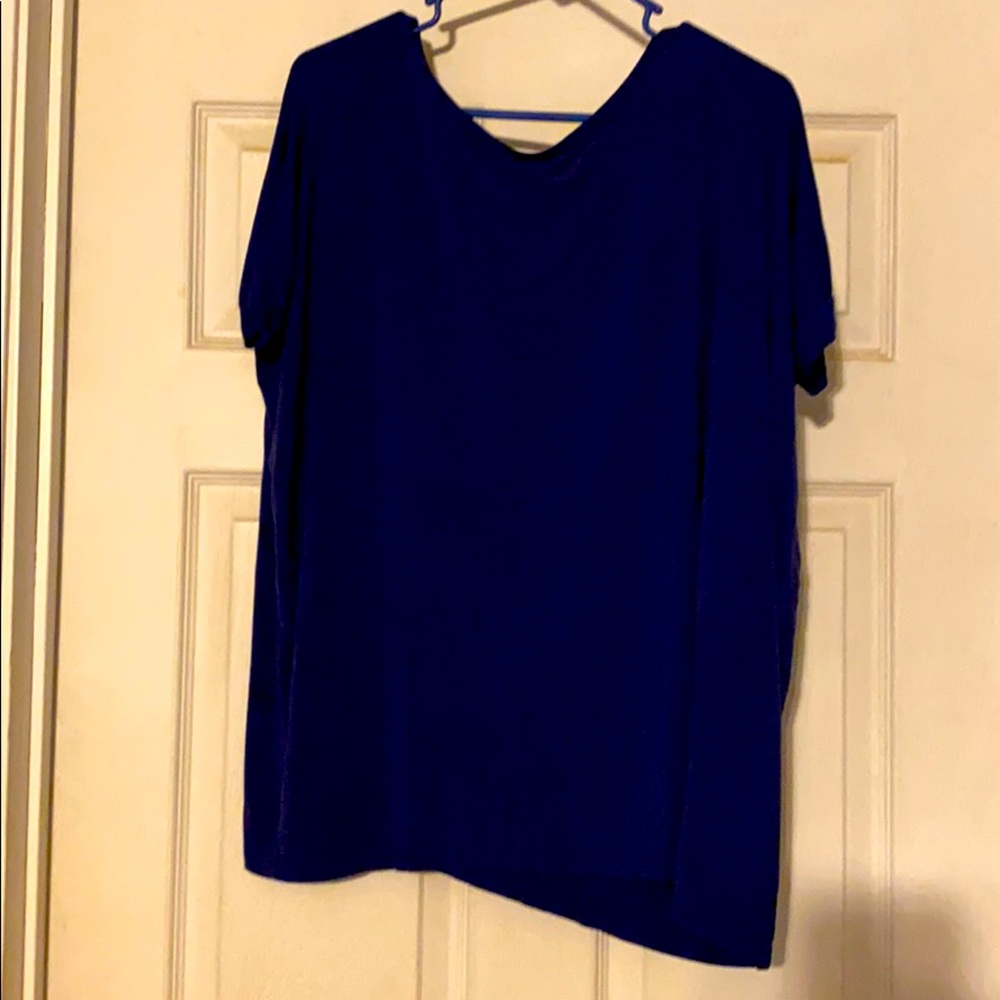 Short sleeve top